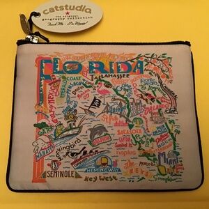 Florida Pouch NWT Catstudio Zipper Pouch